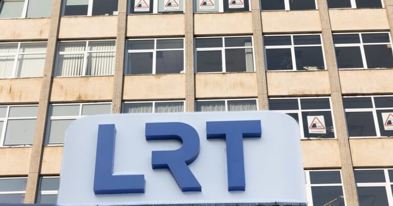 LRT programoms siūloma aukštesnė prieinamumo kartelė: subtitrų ir garsinio pritaikymo laikas gali smarkiai išaugti
