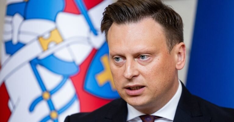 Benkunskas paliko intrigą dėl antros kadencijos: sprendimą dėl Vilniaus mero rinkimų dar svarsto