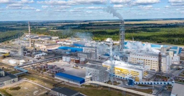 Lifosa“ netikėtai pristabdė gamybą: kas nutiko Kėdainių gamykloje?